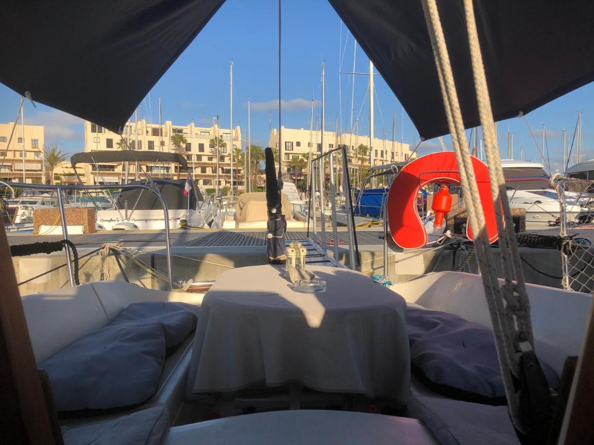 Logement Insolite Dans Le Golfe De Saint Tropez Cogolin Kültér fotó